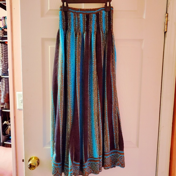 Dresses & Skirts - Boho skirt